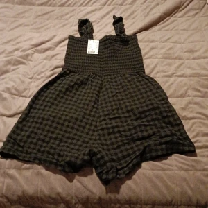 Byxdress  - Snygg byxdress köpt på HM ny pris 249