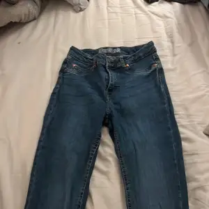 Skinny jeans som är för tajta för mig!!