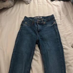 New yorker - Skinny jeans som är för tajta för mig!!