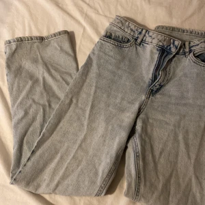Blå Lindex jeans - Inte använda så mycket, gulliga, stl 152