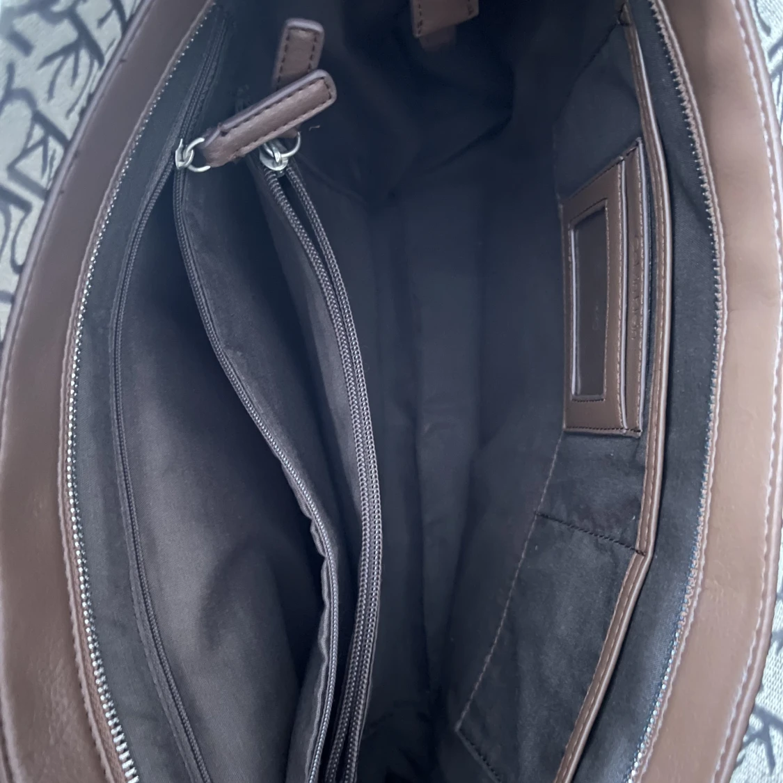 Calvin Klein väska - 91