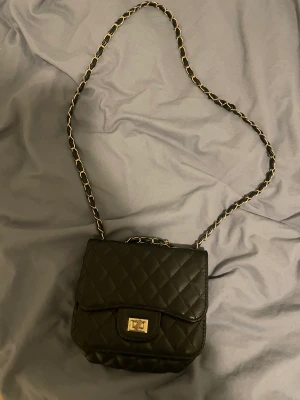 Fin väska  - Jätte fin väska som är från ur&penn