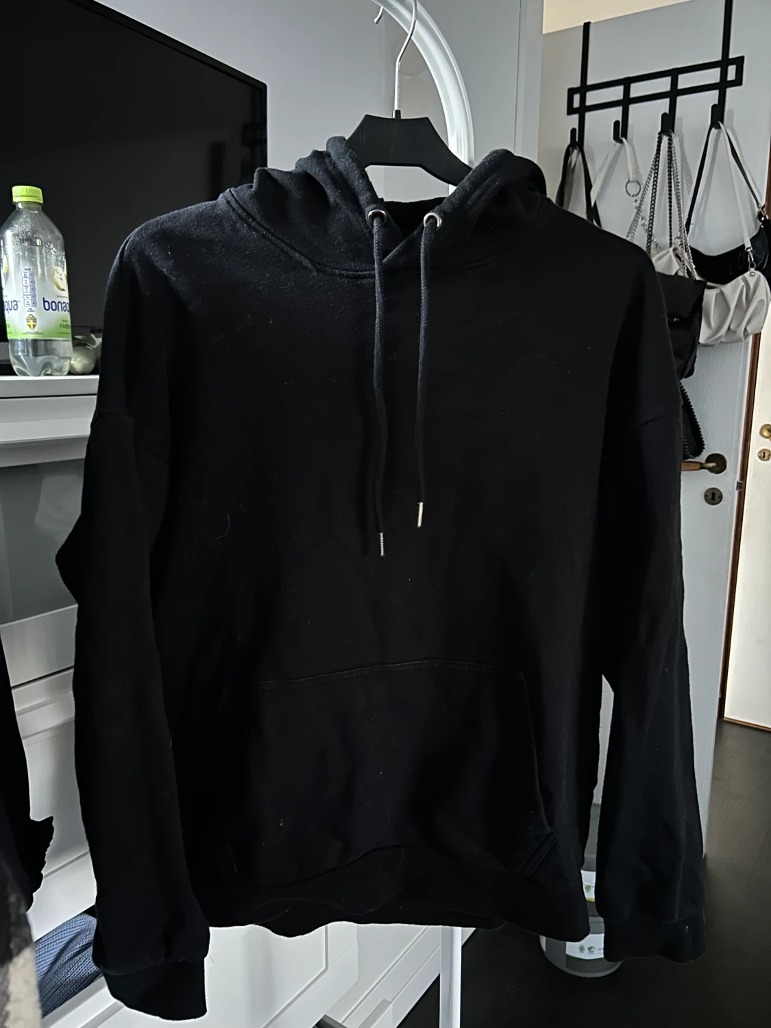 Svart hoodie 