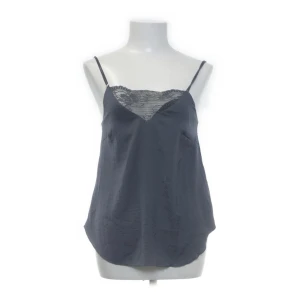 spetslinne Hm - Superfint spetslinne ifrån Hm i storlek 32. Inga defekter🙏 köpare står för frakt