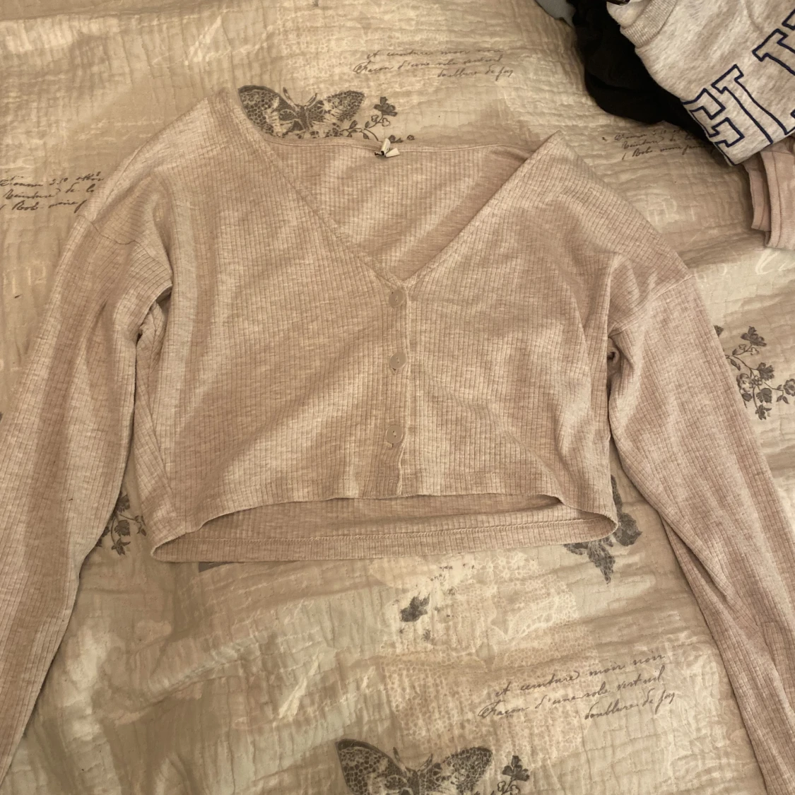 Grå/beige kofta  - 90