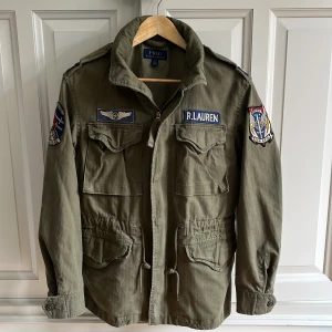 Ralph Lauren jacka  - Stl S, knappt använd 