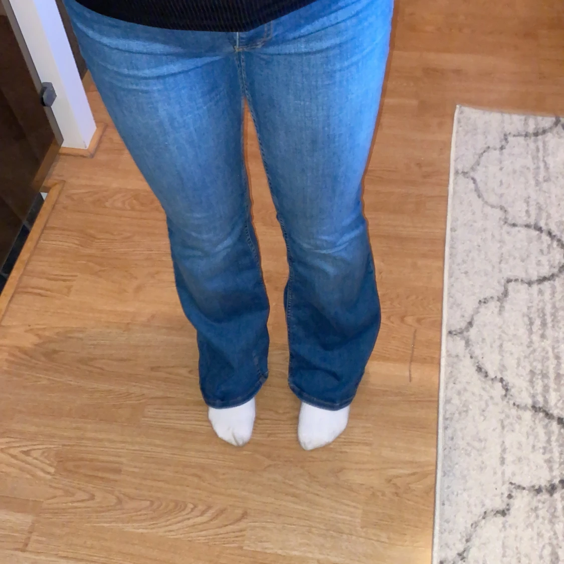 Blåa Botcut jeans  - 90