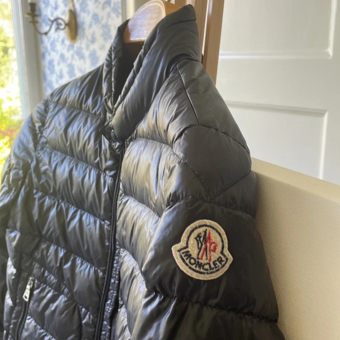 Moncler jacka  - 90