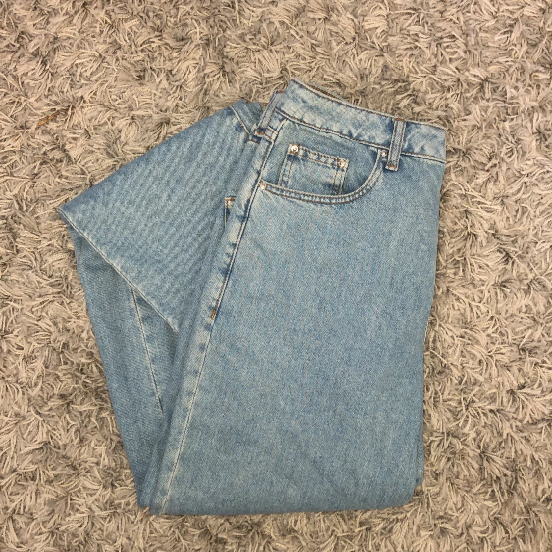 Ljusblå midwaist jeans - 90