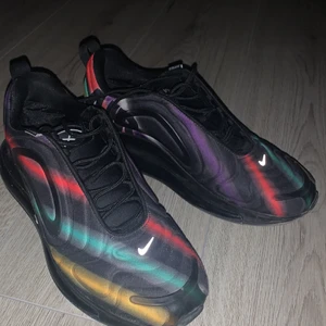 Nike air Max 720  - Knappt använda, bra skick! Storlek 42 
