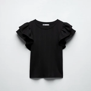 Zara topp - Jättefin zara topp!! Väldigt fint skick🫶🏻🫶🏻 TRYCK EJ PÅ KÖP NU