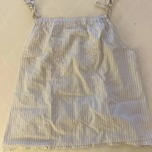 gulligt somrigt linne - randigt perfekt till sommaren luftigt 