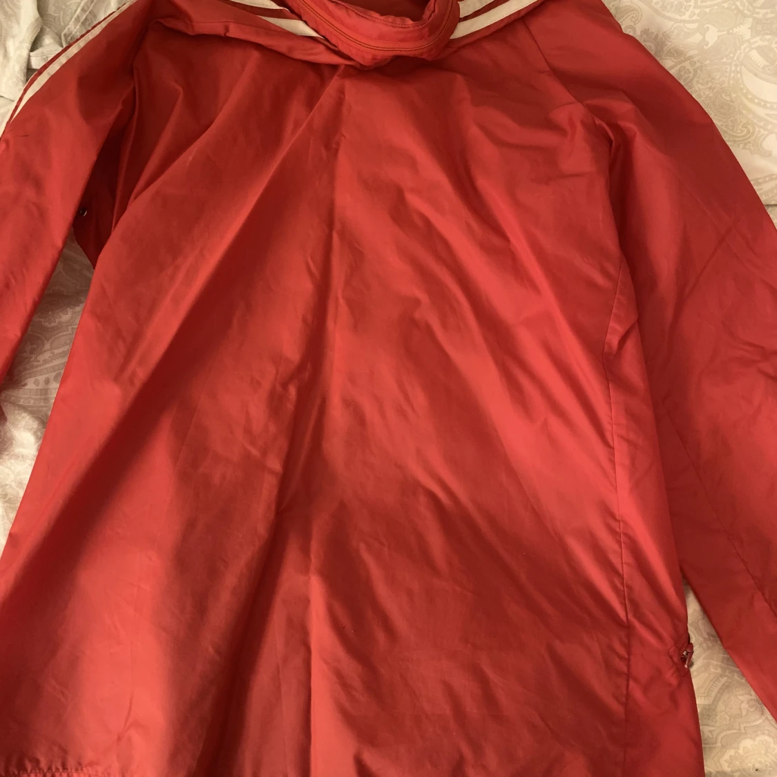 Röd adidasjacka - 91