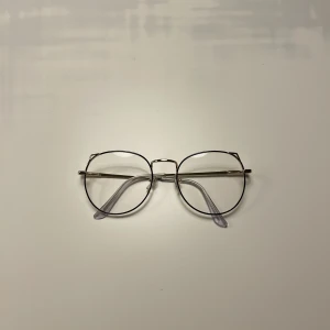 Classy pilot blåljusglasögon - Snygga blåljusglasögon för ett reducerat pris, alltid oanvända💙