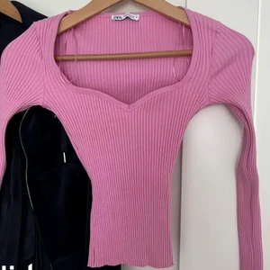 Zara tröja - Lägger upp igen pga oseriösa bud.. Inga defekter