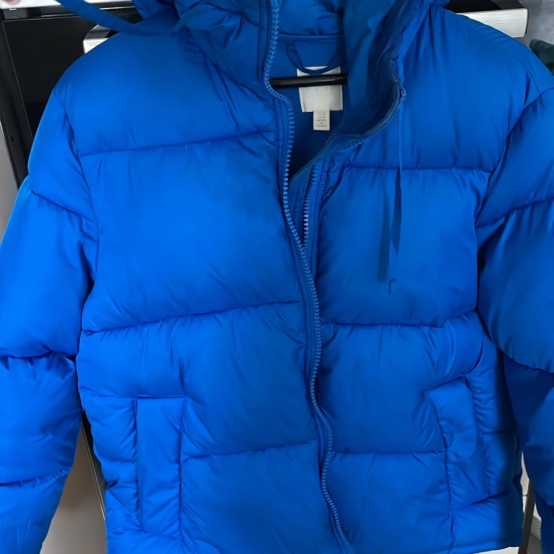 Blå pufferjacket - 90