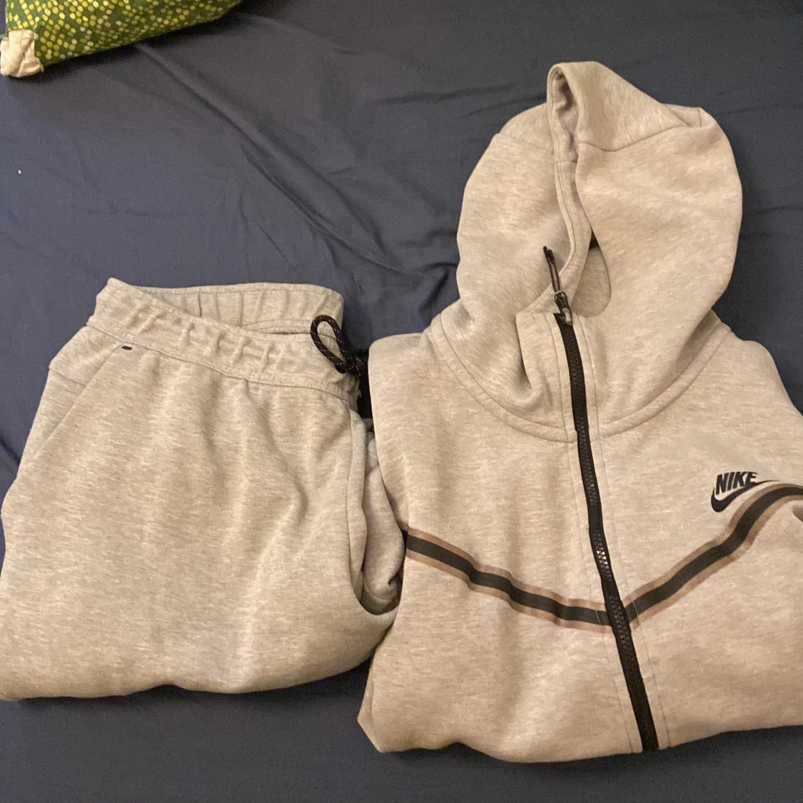Nike tech fleece