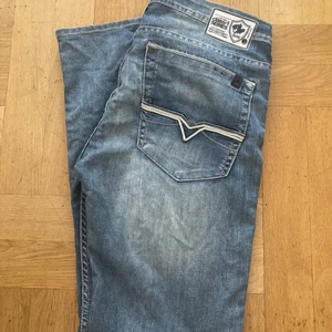 Blåa jeans  - Blåa sköna jeans från Buffalo. Inga skador och jätte snygga❣️❣️