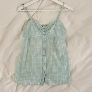 vintage linne hm - Superfint linne från hm. Köpt second hand, fint skick. Storlek XS/S🥰🫶🏽