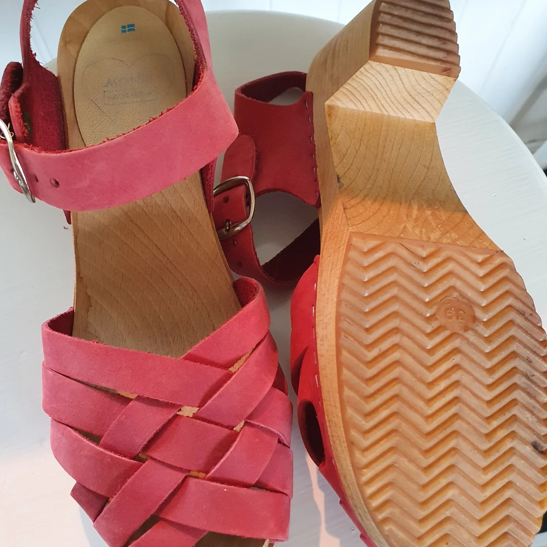 Klackskor träskor st 38/39 - 91