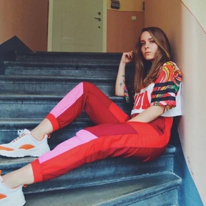 Supercoola byxor  - Supercoola byxor från bikbok i nyskick. Passar storlek S🧡 Köparen står för frakten 🌻