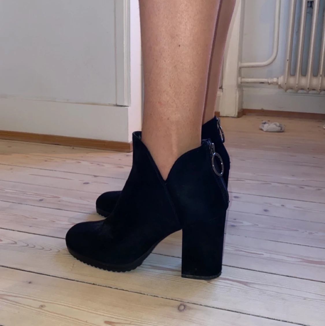 Svarta boots med klack  - 90