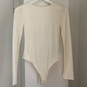 Body nakd  - Oanvänd body från nakd, köparen står för frakten💗 