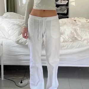 Linnebyxor  - Intressekoll på mina fina linnebyxor från Bonprix. Känner ej riktigt att dom passar mig. Skriv gärna privat om nån är intresserad💕💕 köp direkt 500kr + frakt