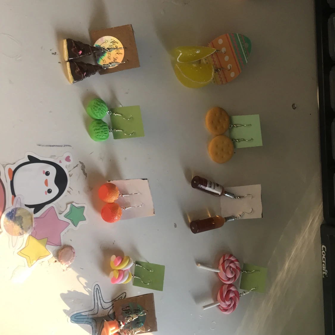 Jag säljer dessa örhängen för bara 20kr 