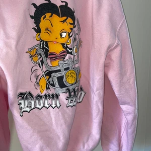 Huvtröja Betty Boop - Bra skick. Sällan använd. 