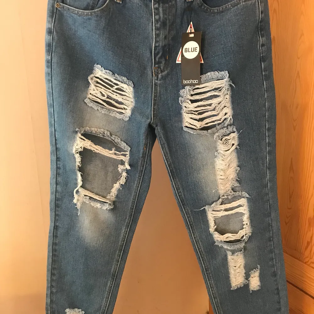 Jeans’ för tjej/kvinna nya oanvända BooHoo’ blue. Storlek 40 . Jeans & Byxor.