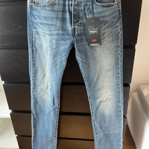 Levi’s 501  - Oanvända Levi’s 501 W32 L36