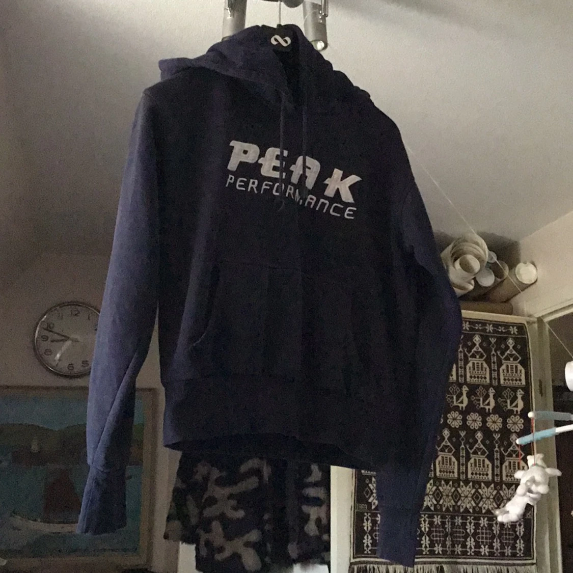 Åkta peak performance tröja