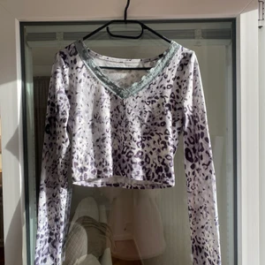 Tröja storlek 36 - Oanvänd tröja storlek 36