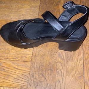 Låga klackar - Riktigt sköna klackar!