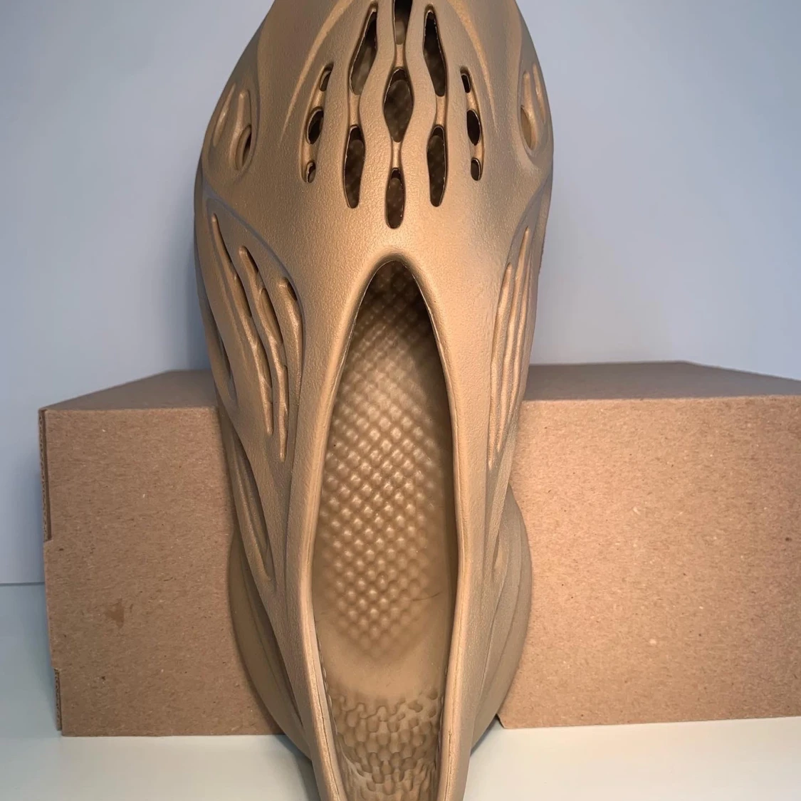 Yeezy fram runner ochre  - 91