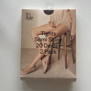 Strumpbyxor/tights  - Säljer dessa nylon stumpbyxor då jag köpte fel, det är två stycken i samma paket och aldrig använda! ( FRAKTEN KOSTAR 15 kr)