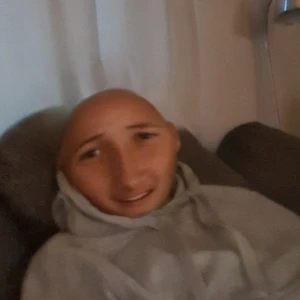 Sexleksak - Förlorade oskulder med Troxy R för två år sedan, funkar bra men klamydia medföljer