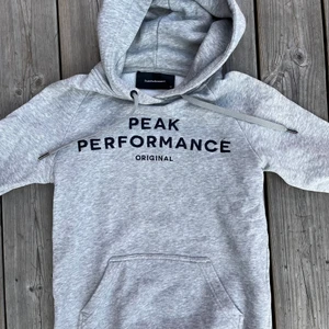 Peak performance hoodie - Fin peak performance hoodie i stl XS. 