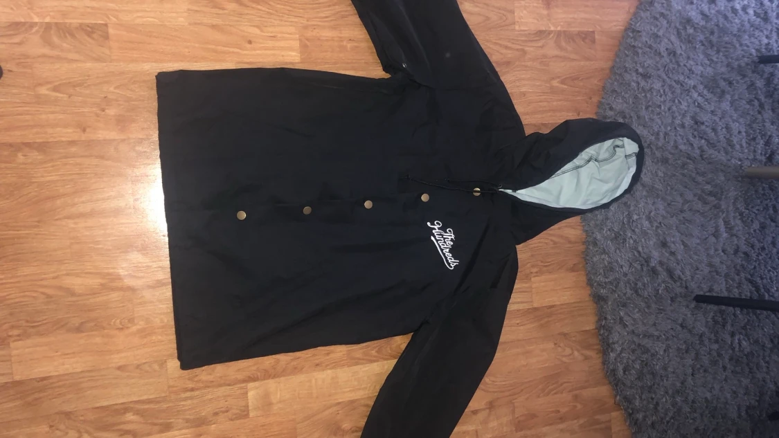 Vind jacka från the hundreds