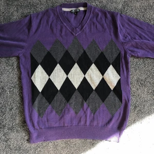 Lila oversized stickad tröja - Lila oversized stickad tröja i storlek XL