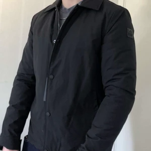 MOOSE KNUCKLES JACKA - storlek S helt ny aldrig använd