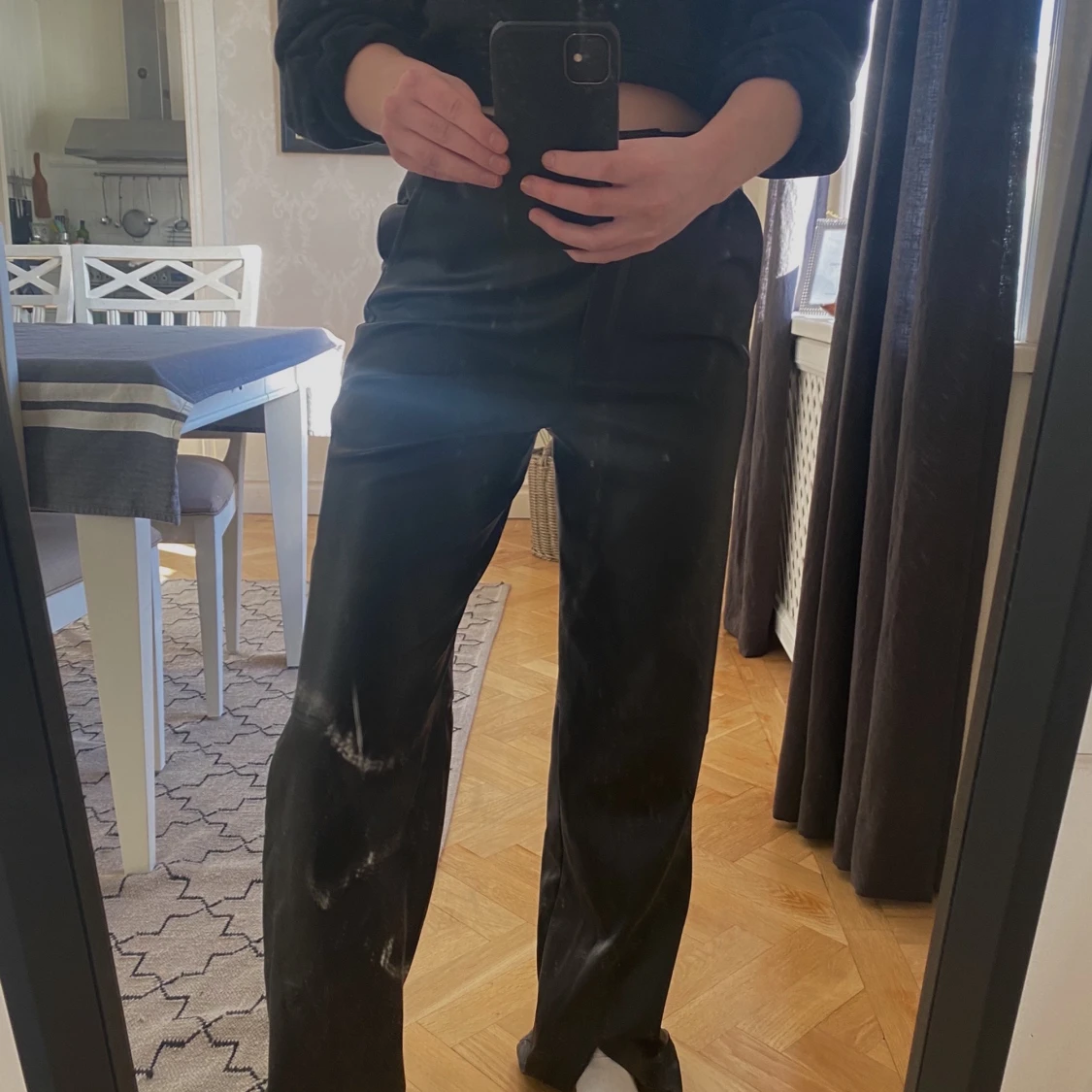 Nakd skinnbyxor med slits strl 34 - 90