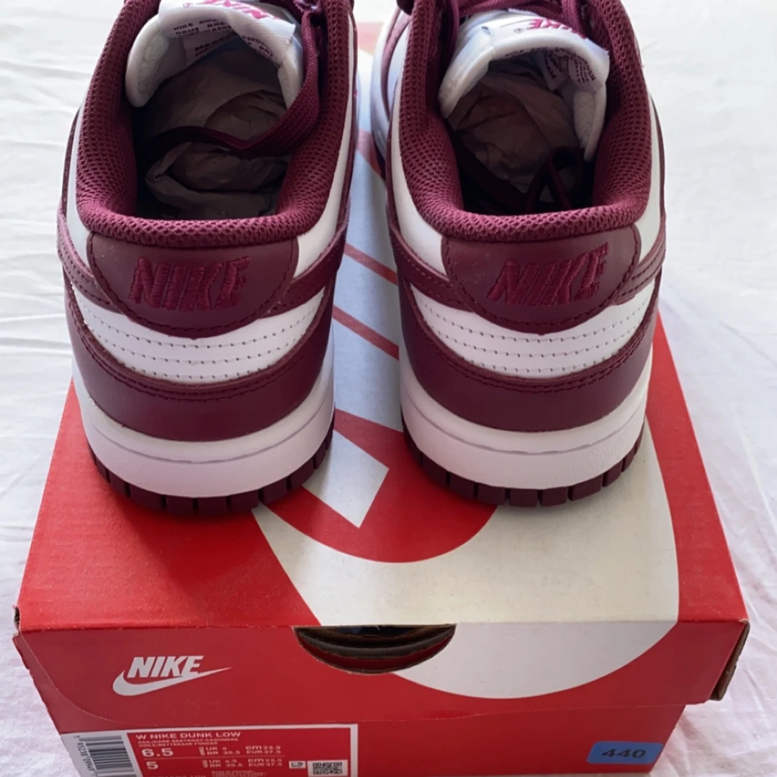 Nike Dunk Low Bordeaux 6.5 (W) - 91