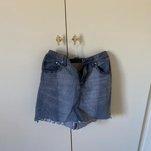 Jeanskjol - Grå jeanskjol🌸