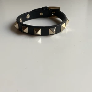 Valentino Armband - Bra skick