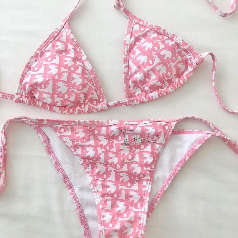 Dior bikini (f@ke) , storlek S, aldrig använd, perfekt skick. Övrigt.