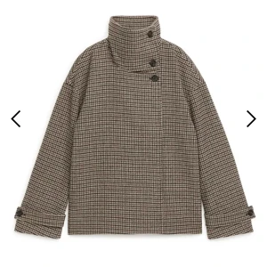 Arket - kappa  - Helt oanvänd med prislapp kvar! Helt slutsåld i butik och på deras hemsida 🤍