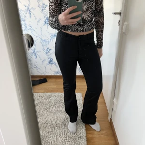 Low waist kostymbyxor - Lågmidjade kostymbyxor i fint skick!