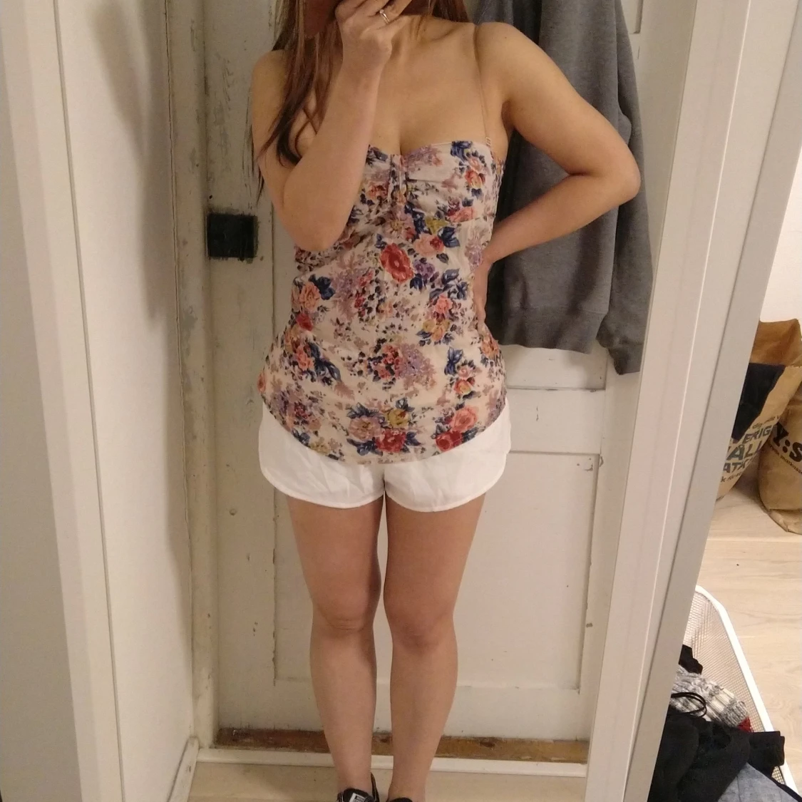 Blommig top 34 ( passar 36) - 90